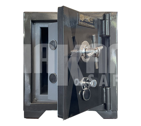 Shop Secondary Image